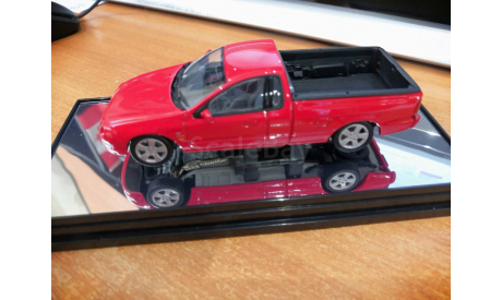 Ford XR8 Ute- Venom Red Year 2002, масштабная модель, scale43