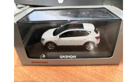 Nissan Qashqai  2008 Белый левый руль, масштабная модель, J-Collection, scale43