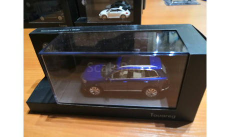 Volkswagen Touareg 2015 Herpa дилерская версия, масштабная модель, scale43