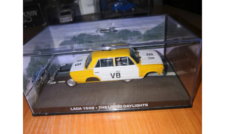 LADA 1500-ВАЗ-2103 THE LIVING DAYLIGHTS 007, масштабная модель, Universal Hobbies, scale43