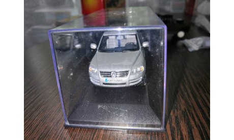 Volkswagen Touareg  silver metallic, масштабная модель, Minichamps, scale43