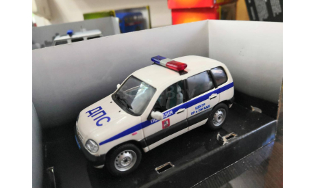 ВАЗ Шевроле Chevrolet Niva Нива 4х4 ДПС полиция, масштабная модель, scale43
