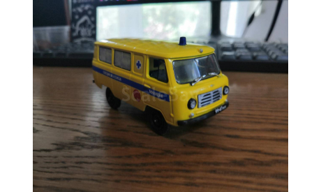 УАЗ-452  МИЛИЦИЯ СПЕЦМЕДСЛУЖБА, масштабная модель, ручная работа, scale43