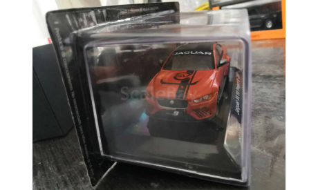 Jaguar XE SV Project 8 2017 оранжевый с черным, масштабная модель, Altaya, scale43