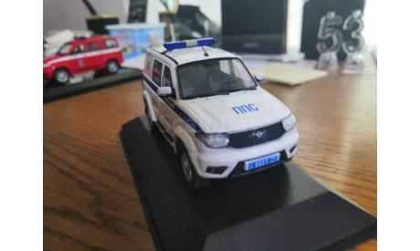 УАЗ-ПАТРИОТ ППС ПОЛИЦИЯ МОСКВА, масштабная модель, scale43