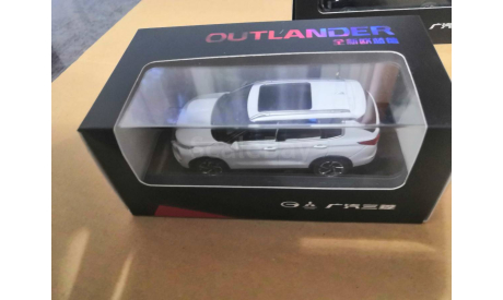 Mitsubishi Outlander 2022 белый, масштабная модель, scale43