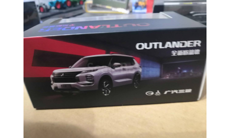 Mitsubishi Outlander 2022 белый, масштабная модель, scale43