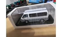Toyota Hiace H100 белый со светло-зеленым, масштабная модель, Sunyork Model, scale43