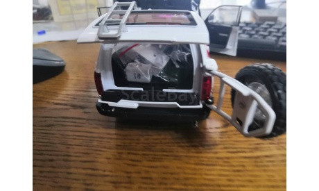 Toyota Land Cruiser 80 1:24, масштабная модель, scale24