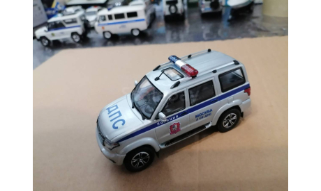 УАЗ-ПАТРИОТ ДПС ПОЛИЦИЯ МОСКВА, масштабная модель, scale43