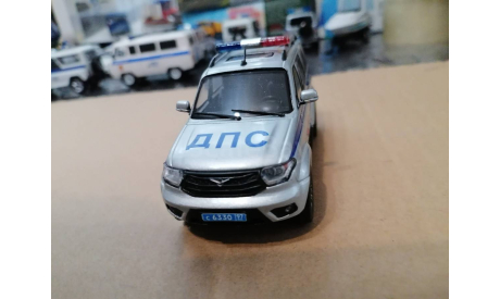 УАЗ-ПАТРИОТ ДПС ПОЛИЦИЯ МОСКВА, масштабная модель, scale43