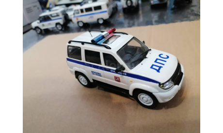 УАЗ-ПАТРИОТ ДПС МИЛИЦИЯ МОСКВА, масштабная модель, scale43