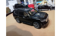 Toyota LAND CRUISER 300 SUV 1:24