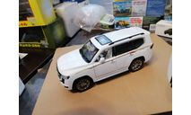 Toyota Land Cruiser 300 1:18 белый, масштабная модель, scale18