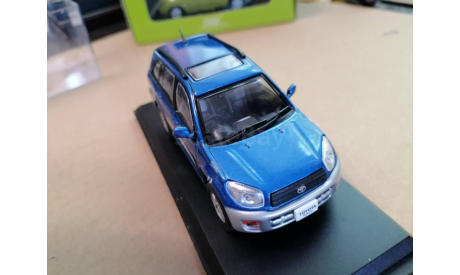 Toyota RAV4 2001 года, масштабная модель, scale43