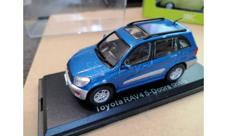 Toyota RAV4 2001 года, масштабная модель, scale43