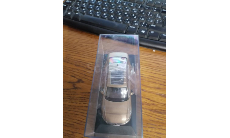 Volkswagen new phideon gold, масштабная модель, scale43