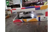 Ваз-2131 Нива 5 дв. белый, масштабная модель, scale43
