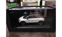 Opel Crossland X 2018 белый с черным, масштабная модель, scale43