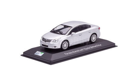 Toyota Avensis 2009 серебристый, масштабная модель, Minichamps, scale43