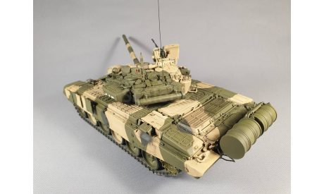 Модель танка Т-90 на декоративной подставке, масштабные модели бронетехники, scale35
