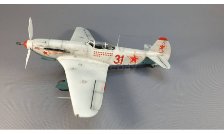 Модель Як-9 К 1/48 собранный и окрашенный, масштабные модели авиации, scale48