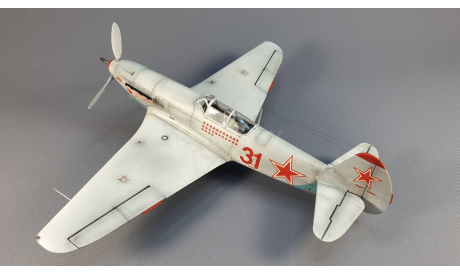 Модель Як-9 К 1/48 собранный и окрашенный, масштабные модели авиации, scale48