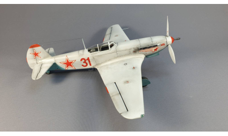 Модель Як-9 К 1/48 собранный и окрашенный, масштабные модели авиации, scale48