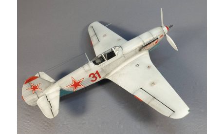 Модель Як-9 К 1/48 собранный и окрашенный, масштабные модели авиации, scale48