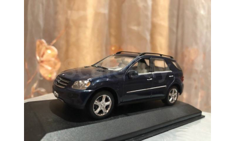 Mercedes Benz ML class ML350 W164 Minichamps Blue Мерседес Миничампс, масштабная модель, 1:43, 1/43, Mercedes-Benz