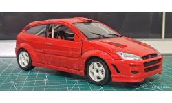 Модель Ford Focus 1:24 Bburago