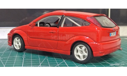 Модель Ford Focus 1:24 Bburago