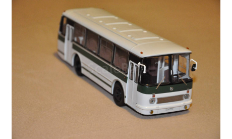 СовА. ЛАЗ-695Р бело-зеленый, масштабная модель, 1:43, 1/43, Советский Автобус