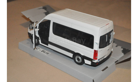 Cararama. VOLKSWAGEN Crafter Микроавтобус, масштабная модель, Bauer/Cararama/Hongwell, scale24