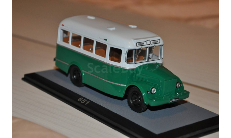 ClassicBus.  КАВЗ-651 бежево-зелёный, масштабная модель, 1:43, 1/43, ПАЗ