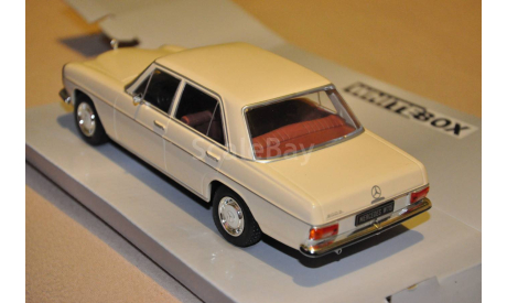 Altaya. MERCEDES-BENZ 200D (W115) 1968 Beige, масштабная модель, scale24, WhiteBox