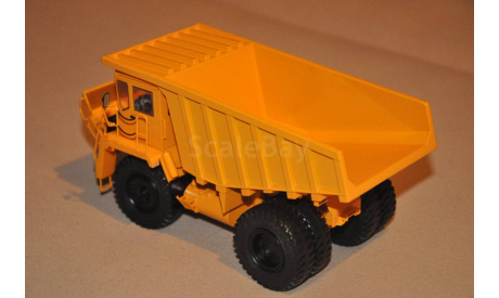 Дилер. БелАЗ-7547, масштабные модели бронетехники, 1:43, 1/43, Start Scale Models (SSM)