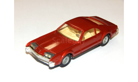 Oldsmobile Toronado гранат металлик Corgi toys, масштабная модель, scale43