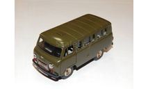 УАЗ-452В 1990 год А41, масштабная модель, scale43