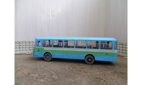ЛиАЗ-677, масштабная модель, Armibo, scale43
