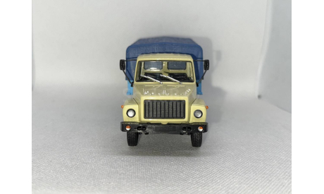 Горький-33073 (ГА3-33073) бортовой Аист. Кривая рама. 33073, масштабная модель, ГАЗ, Автоистория (АИСТ), scale43