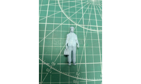 Мужчина в кепке с молоком 1:43 Смола 3D-печать, фигурка, scale43