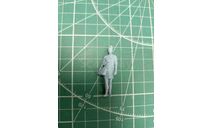 Девушка в свитере с большой сумкой 1:43 Смола 3D-печать, фигурка, scale43