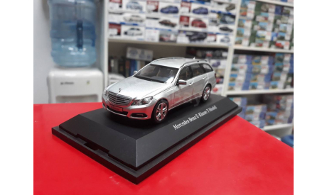 Mercedes-Benz E-Klasse T-Modell 1:43 Schuco возможен обмен, масштабная модель, Norev, scale43