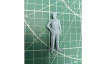 Мужчина в пиджаке и фуражке 1:35 Смола 3D-печать, миниатюры, фигуры, scale35