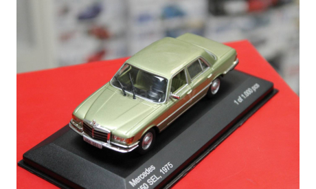 Мercedes-Benz 450 SEL (W116) 1975 ,WhiteBox 1:43 возможен обмен, масштабная модель, 1/43