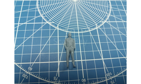 Мужчина в пиджаке, руки в карманах 1:43 Смола 3D-печать, миниатюры, фигуры, scale43