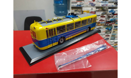 ЗИУ-5 Желто-синий 1:43 Classicbus возможен обмен, масштабная модель, scale43