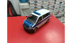 Volkswagen Transporter T5 Polizei 1:43 Cararama  Возможен обмен