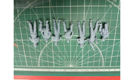 Немецкие танкисты 1:43 7 фигур Смола 3D-печать возможен обмен, миниатюры, фигуры, СУ, scale43